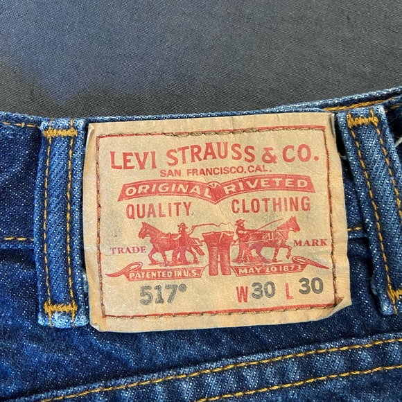 Levi’s bootcut jean cutoff shorts - Picture 3 of 5